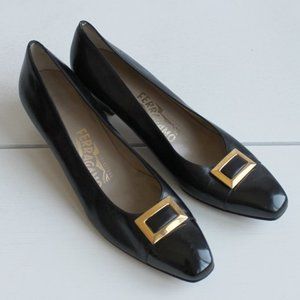 Salvatore Ferragamo Low Heel leather Pumps Black Size 9